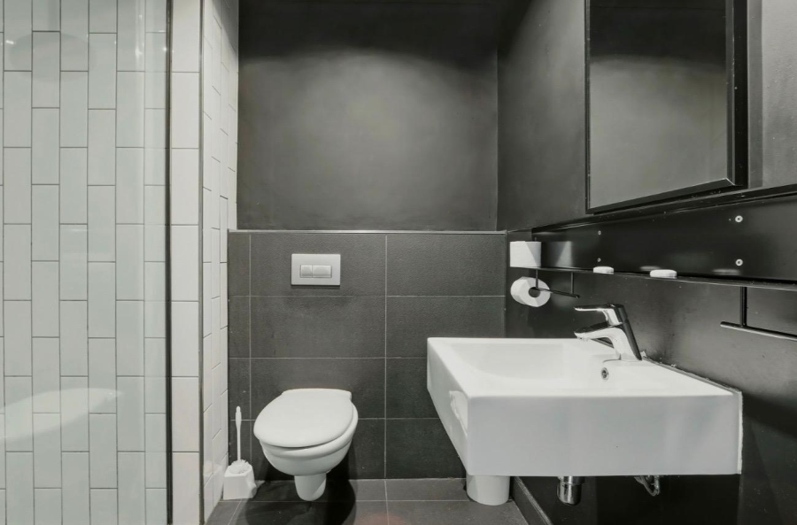 To Let 2 Bedroom Property for Rent in Woodstock Western Cape